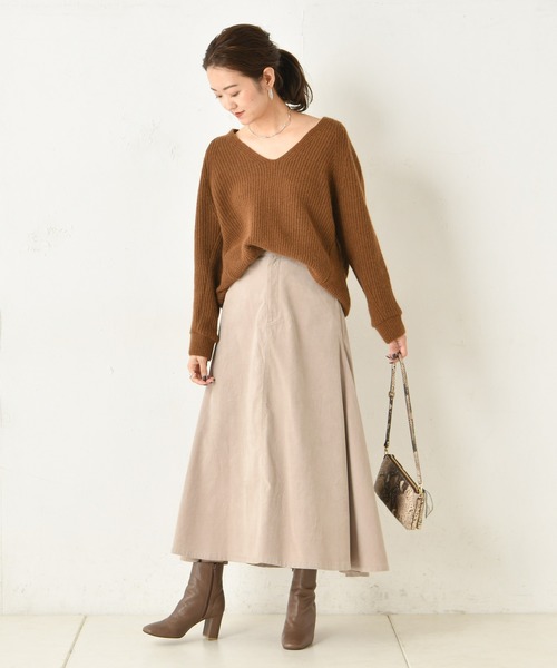 DouDou（ドゥドゥ）の「片畦Vプルオーバー（ニット/セーター・レディース・ベージュ/ブラウン/グリーン・FREE）」の15枚目の写真