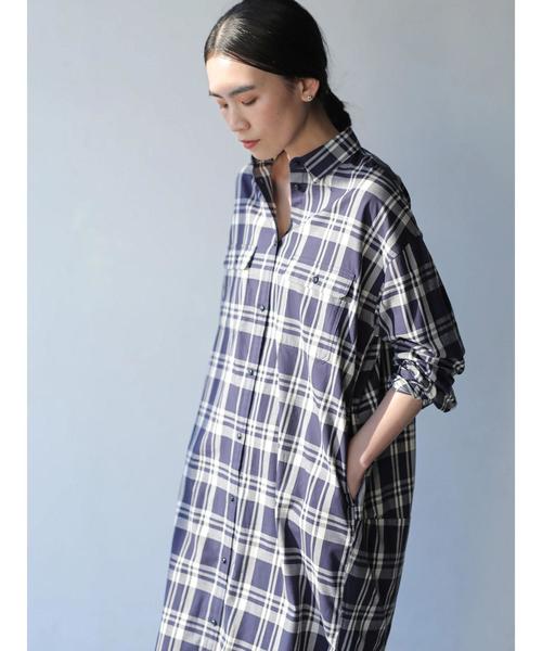 AMERICAN HOLIC(アメリカンホリック)の「バックドレープシャツワンピース *(シャツワンピース・レディース・ストライプ/ホワイト系その他7/ベージュ/オフホワイト/ブルー系その他5・FREE)」の22枚目の写真