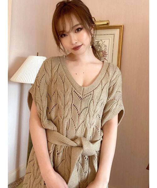 RESEXXY(リゼクシー)の「ケーブルニットベスト(ニット/セーター・レディース・ブラック/ベージュ/オフホワイト・FREE)」の13枚目の写真