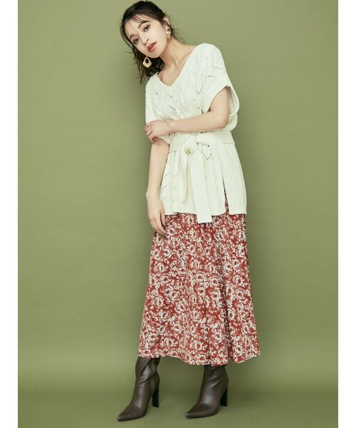 RESEXXY(リゼクシー)の「ケーブルニットベスト(ニット/セーター・レディース・ブラック/ベージュ/オフホワイト・FREE)」の17枚目の写真