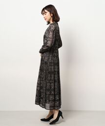 CELFORD（セルフォード）の「ペイズリーパネルワンピース
