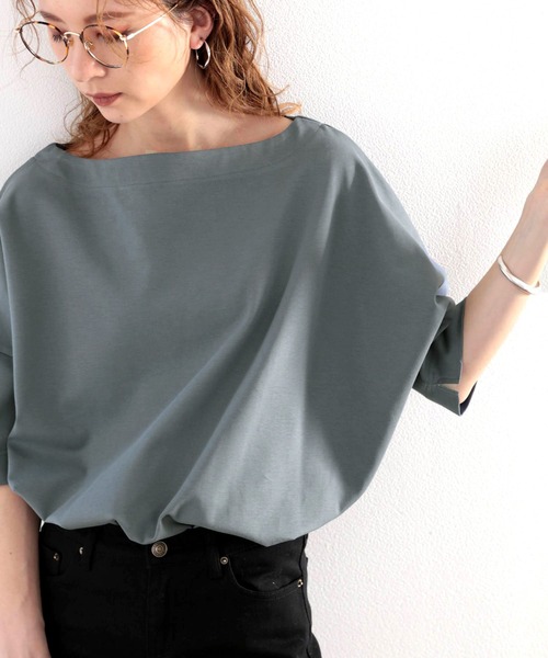 綿100％、さらり滑らか。華奢見せ、ルーズプルオーバー