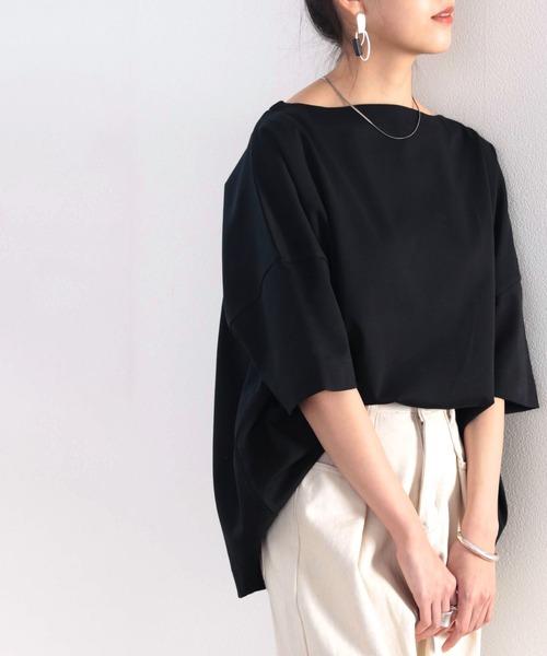 綿100％、さらり滑らか。華奢見せ、ルーズプルオーバー