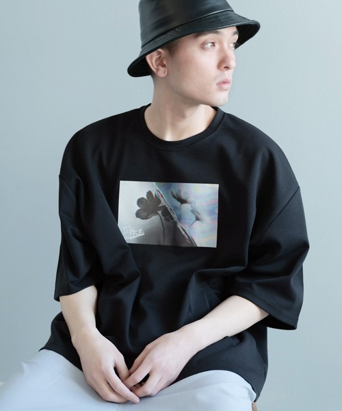 NILWAY（ニルウェイ）の「【-ERROR-】フラワーグラフィックプリントビッグTシャツ（Tシャツ/カットソー・メンズ・ライトグレー/ホワイト/ブラック/ホワイト系/ブラック系/ライトグレー系/ブルー系/ブルーグレー・MEDIUM/LARGE）」の4枚目の写真