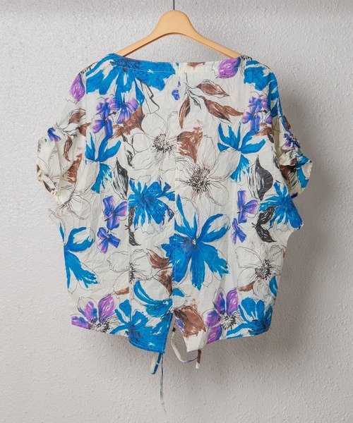 GGD（ジージーディー）の「HAVE A NICE TRIP / ハヴァナイストリップ　フラワーペインティングボリュームブルゾン（シャツ/ブラウス・レディース・イエロー/ブルー/グリーン・M/L）」の8枚目の写真