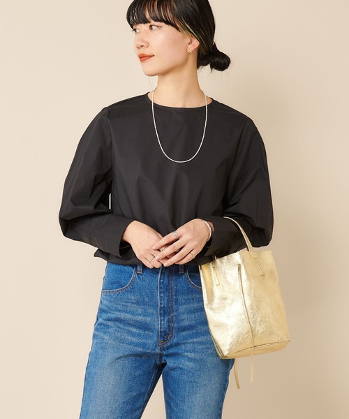 SHENERY（シーナリー）の「パフスリーブロングカフスブラウス（Tシャツ/カットソー・レディース・オフホワイト/ブラック/キャメル・FREE）」の7枚目の写真