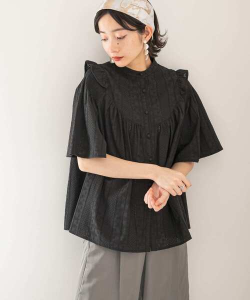 KBF（ケイビーエフ）の「プチフリルギャザーブラウス（シャツ/ブラウス・レディース・アイボリー/カーキ/ブラック・ONE）」の14枚目の写真