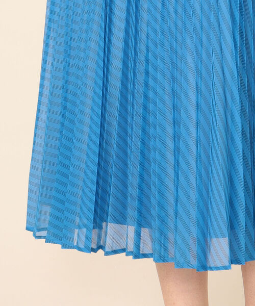 NOLLEY’S Sophi（ノーリーズソフィ）の「カールマイヤーストライププリーツスカート（スカート・レディース・ブルー系その他3/ホワイト系その他4/ピンク系その他3・1/2）」の9枚目の写真