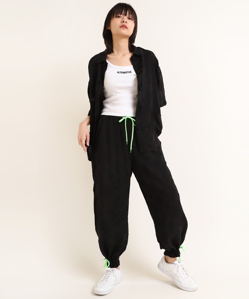 RNA（アールエヌエー）の「M1624 アメリカンスリーブ2wayキャミ（キャミソール・レディース・ホワイト/ブラック/キャメル/グリーン・MEDIUM）」の22枚目の写真