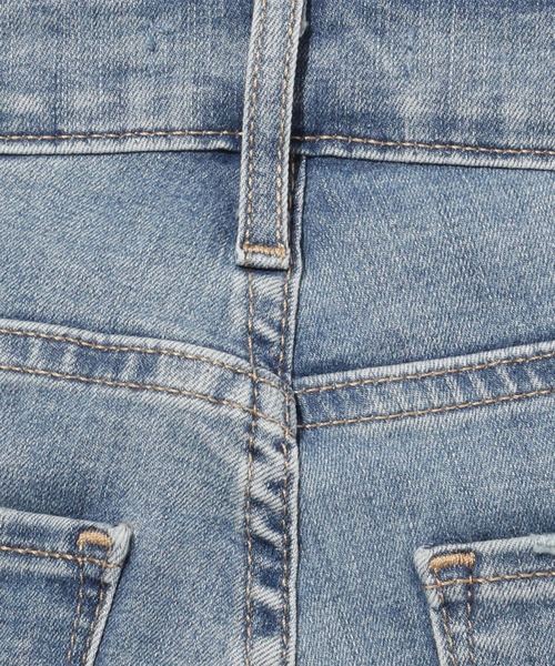 Levi's(リーバイス)の「721 HI RISE SKINNY ANKLE COOL MOJO(デニムパンツ・レディース・ライトインディゴブルー・29inch/28inch/27inch/25inch/23inch/24inch/26inch/30inch)」の7枚目の写真