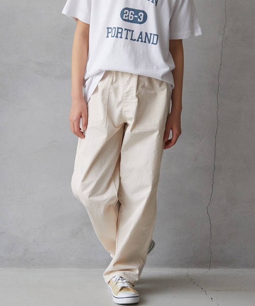 OMNES Another Edition（オムネス アナザーエディション）の「キッズ 高密度ツイルベイカーパンツ（その他パンツ・キッズ・ブラック/アイボリー/ライトカーキ・100/110/120/130/140）」の19枚目の写真