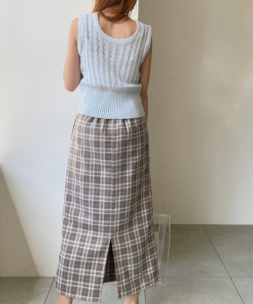 UNRELISH（アンレリッシュ）の「ケーブルUネックノースリーブニット（ニット/セーター・レディース・アイボリー/モカ/ライトブルー・MEDIUM）」の14枚目の写真