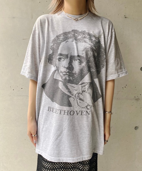 CAPRICIEUX LE'MAGE（カプリシューレマージュ）の「AIR FORCEリメイクベートーベンTシャツ（Tシャツ/カットソー・レディース・グレー・LARGE/MEDIUM）」の4枚目の写真