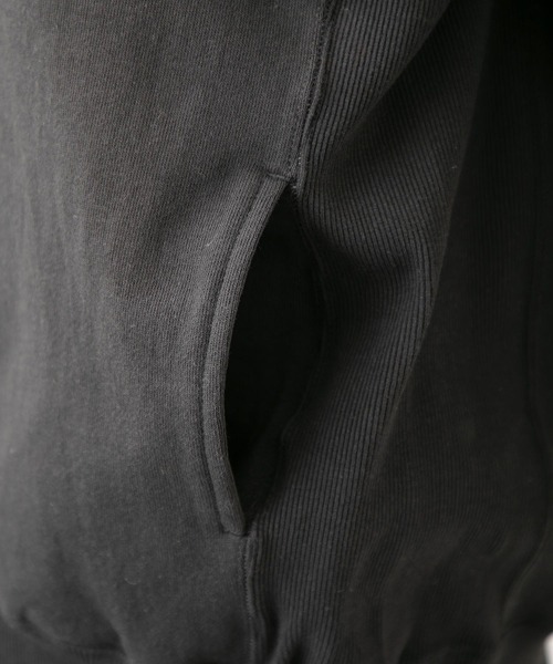 MILKFED.（ミルクフェド）の「BIG LOGO MOCK NECK SWEAT TOP（スウェット・レディース・ブラック/ホワイト/グリーン・ONE SIZE）」の8枚目の写真