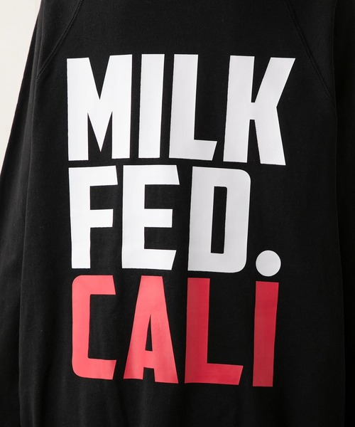 MILKFED.（ミルクフェド）の「BIG LOGO MOCK NECK SWEAT TOP（スウェット・レディース・ブラック/ホワイト/グリーン・ONE SIZE）」の5枚目の写真