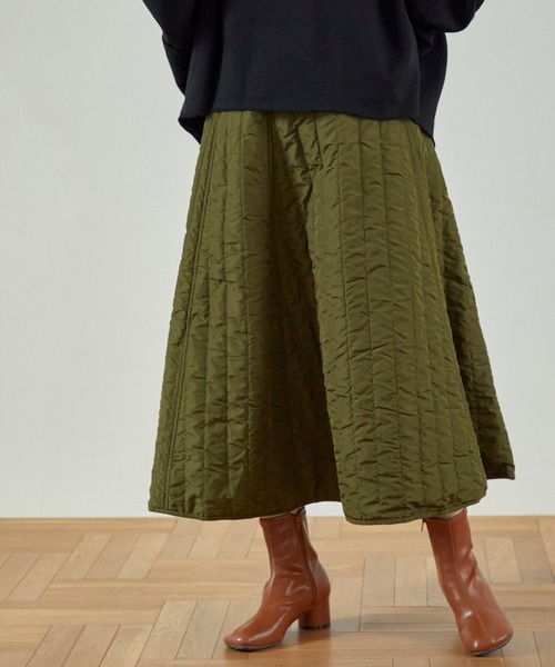 forksy.（フォルクシー）の「【forksy.】キルティングフレアスカート（スカート・レディース・ブラック/カーキ/アイボリー・FREE）」の3枚目の写真
