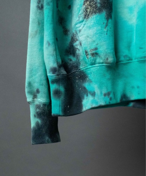 Hombre Nino（オンブレニーニョ）の「【 HOMBRE NINO / オンブレニーニョ 】 TIE DYE HOODED PULLOVER タイダイフーデッドプルオーバー（パーカー・メンズ・ブラック/ブルー・MEDIUM/LARGE）」の13枚目の写真
