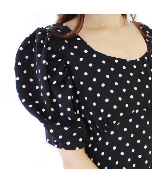 MODE ROBE（モードローブ）の「パフショルダ―ドットワンピース（ワンピース・レディース・ブラック/アイボリー・FREE）」の20枚目の写真