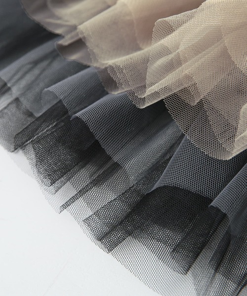 osharewalker(オシャレウォーカー)の「【廃盤】『裾チュールドッキングタンクトップ』(タンクトップ・レディース・ライトグレー/ブラック・1/2)」の12枚目の写真