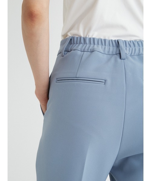 Mila Owen（ミラオーウェン）の「後ろゴムテーパードパンツ（スラックス・レディース・ダークネイビー/ピンク/ブルー/アイボリー・2/0/00/1）」の11枚目の写真