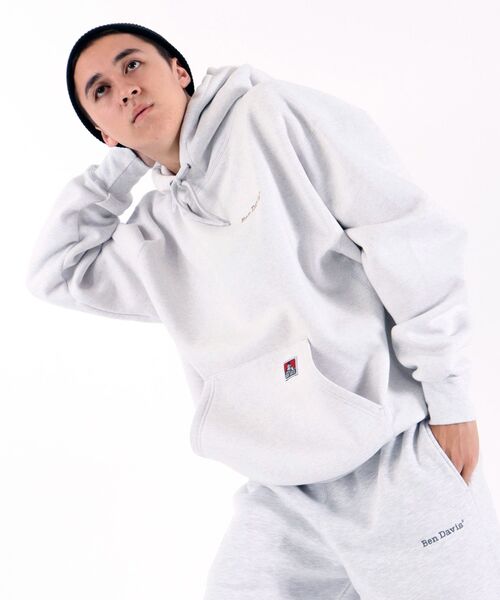 BEN DAVIS（ベンデイビス）の「【 BEN DAVIS （ ベンデイビス ）】HEAVY SWEAT HOODIE/ ヘビー スウェット パーカー（パーカー・メンズ・アイボリー/オレンジ系その他5/オレンジ/グリーン系その他/ブラック/カーキ/ロイヤルブルー/ホワイト/オフホワイト/グリーン系その他2/パープル系その他3/ネイビー/チャコール・MEDIUM/LARGE/X-LARGE/SMALL）」の3枚目の写真