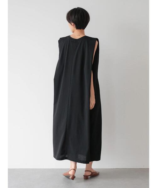 AMERICAN HOLIC（アメリカンホリック）の「ショルダータックノースリーブカットワンピース（ワンピース・レディース・チャコールグレー/ブラック/ネイビー/レッド/グレイッシュベージュ・M/L）」の12枚目の写真