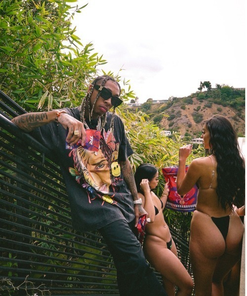 Evae mob（エヴァーモブ）の「『EVAE＋MOB×TYGA』EVAE＋MOB×Tyga SPECIAL Collaboration Tee/エバーモブ＋タイガ スペシャル コラボレーション Tシャツ（Tシャツ/カットソー・メンズ・ホワイト/ブラック・L/XL）」の14枚目の写真