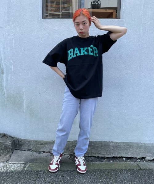 bonjour bonsoir（ボンジュール　ボンソワール）の「【bonjour bonsoir/ボンジュール・ボンソワール】BAKER カレッジビッグTシャツ（Tシャツ/カットソー・メンズ・ブラック/ベージュ/ホワイト・S/L/M）」の18枚目の写真