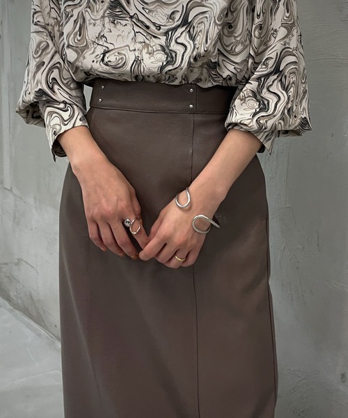 &g'aime（アンジェム）の「【&g’aime】レザータイトロングスカート（スカート・レディース・ブラック/モカ・FREE）」の3枚目の写真