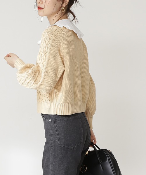 N.（N. Natural Beauty Basic）（エヌエヌナチュラルビューティーベーシック）の「◆襟付ケーブルカーディガン（カーディガン/ボレロ・レディース・ブラック/ベージュ・MEDIUM）」の4枚目の写真
