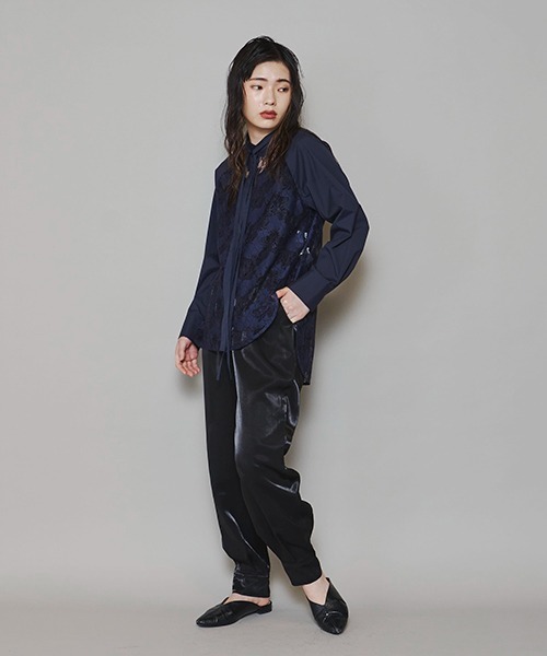 lautreamont BLEUBLANC（ロートレアモンブルーブラン）の「<lautreamont BLEUBLANC>ラグランスリーブレースシャツ≪洗濯機で洗える≫（シャツ/ブラウス・レディース・ネイビー/イエロー・11号/9号）」の7枚目の写真