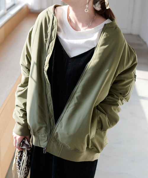 DISCOAT(ディスコート)の「カラーMA-1(MA-1・メンズ・ミント/ブラック/カーキ/ピンク/グレイッシュベージュ/サックスブルー・LARGE/MEDIUM/X-LARGE)」の4枚目の写真