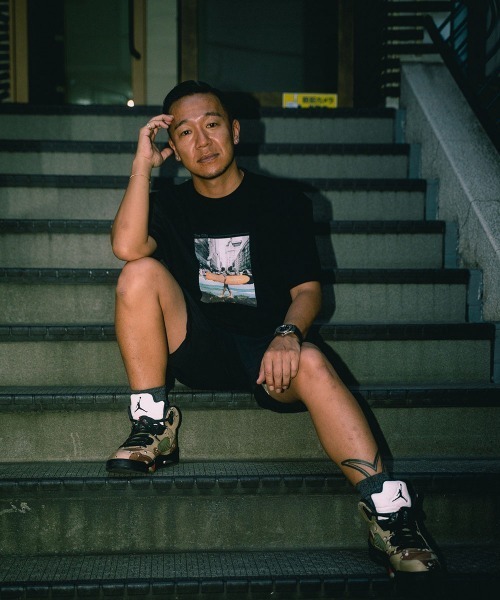 esutoreja(エストレジャ)の「The City and the BeachTシャツ(Tシャツ/カットソー・レディース・ブラック・L/XL)」の8枚目の写真