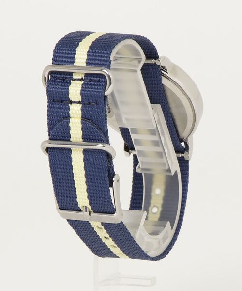 TIMEX（タイメックス）の「TIMEX Weekender/ウィークエンダー アナログ腕時計 TW2U84500 メンズ レディース（アナログ腕時計・メンズ・ホワイト・FREE）」の2枚目の写真