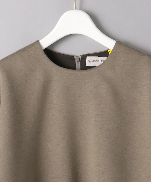 MONCLER(モンクレール)の「<4 MONCLER HYKE(4 モンクレール ハイク)>クルーネック プルオーバー ■■■(Tシャツ/カットソー・レディース・ベージュ・S)」の3枚目の写真
