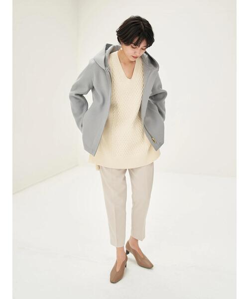 YECCA VECCA（イェッカヴェッカ）の「・Vネックケーブルニットチュニック＊（ニット/セーター・レディース・アイボリー/チャコールグレー/モカ/ラベンダー・FREE）」の6枚目の写真