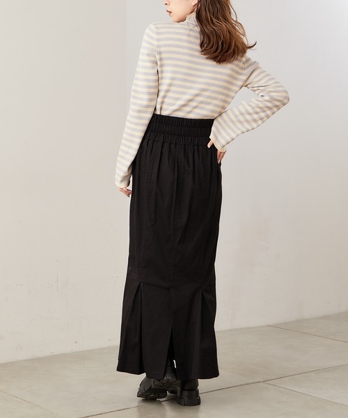 Chico(チコ)の「袖刺繍ハイネックリブニット(ニット/セーター・レディース・ホワイト/ブラック/ブルー/グレイッシュベージュ/ホワイト系その他2/ブラック系その他2/グレー系その他2/ブラウン系その他2/ホワイト系その他・FREE)」の21枚目の写真