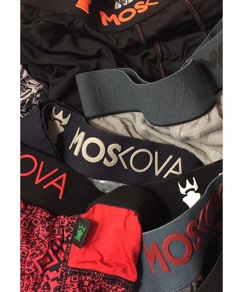 MOSKOVA（モスコヴァ）の「モスコヴァ MOSKOVA ボクサーパンツ メンズ 下着 アンダーウェア ツルツル かっこいい おしゃれ スポーツ 無地 ブランド（ボクサーパンツ・メンズ・グレー・MEDIUM）」の6枚目の写真