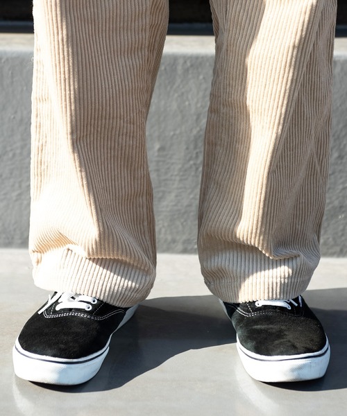 8(eight)(エイト)の「コーデュロイワイドパンツ(チノパンツ・メンズ・ブラウン/アイボリー/カーキ/ブラック・X-LARGE/LARGE/MEDIUM)」の12枚目の写真