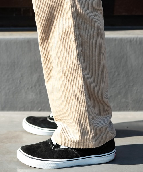 8(eight)(エイト)の「コーデュロイワイドパンツ(チノパンツ・メンズ・ブラウン/アイボリー/カーキ/ブラック・X-LARGE/LARGE/MEDIUM)」の11枚目の写真