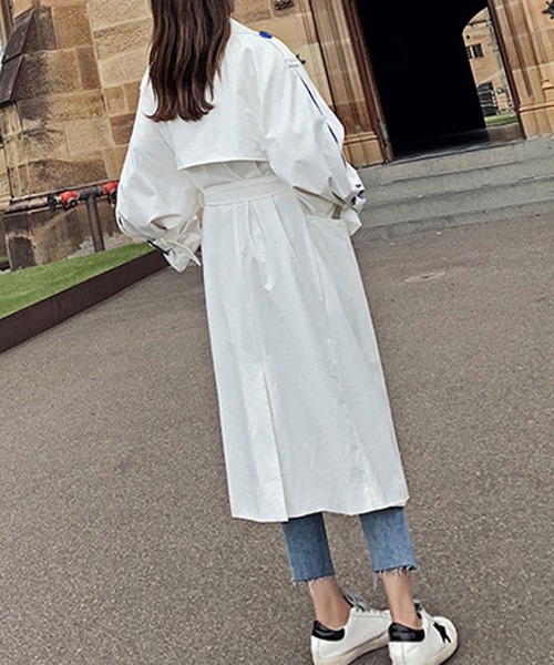 meJane（ミージェーン）の「大人ハンサム袖スリットデザイントレンチコート【ZOZOTOWN限定】（トレンチコート・レディース・ホワイト/カーキ・FREE）」の8枚目の写真