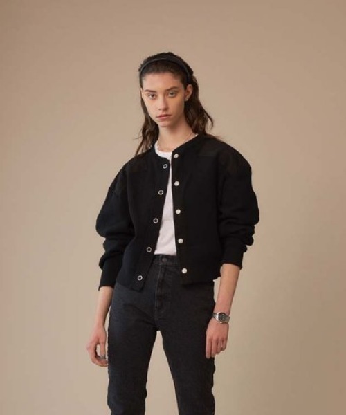 THE SHINZONE（ザ　シンゾーン）の「Shinzone MILITARY CAPELIN 22SMSCU10（カーディガン/ボレロ・レディース・ブラック/ベージュ/カーキ・FREE）」の2枚目の写真