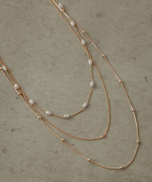 COLOR TOKYO ACCESSORIES（カラートウキョウアクセサリー）の「パール+ミニボール3連ネックレス（ネックレス・レディース・Silver/GOLD・FREE）」の11枚目の写真