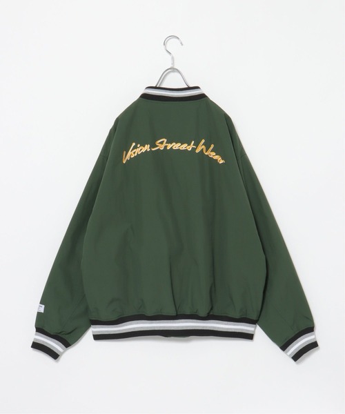 VENCEEXCHANGE（ヴァンスエクスチェンジ）の「VISION STREET WEAR　ビジョンストリートウエア ナイロンカレッジロゴスタジャン　　オーバーサイズ/ビッグシルエット/アメカジ/ストリート/（スタジャン・メンズ・ブラック/グリーン/ブルー/オフホワイト・M/L）」の17枚目の写真