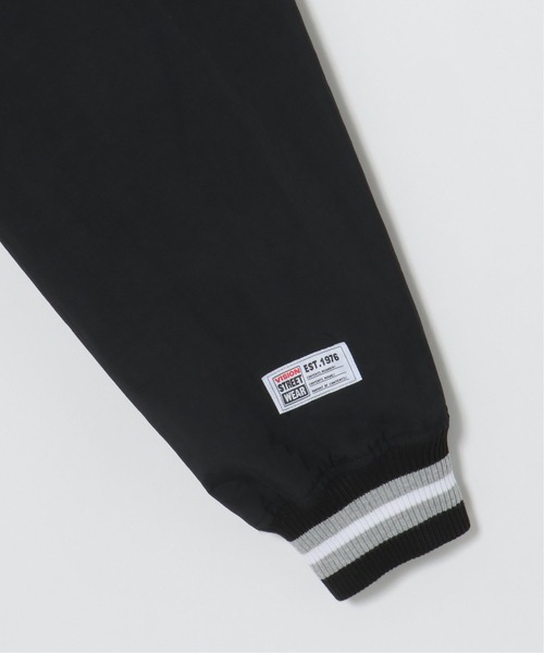 VENCEEXCHANGE（ヴァンスエクスチェンジ）の「VISION STREET WEAR　ビジョンストリートウエア ナイロンカレッジロゴスタジャン　　オーバーサイズ/ビッグシルエット/アメカジ/ストリート/（スタジャン・メンズ・ブラック/グリーン/ブルー/オフホワイト・M/L）」の11枚目の写真