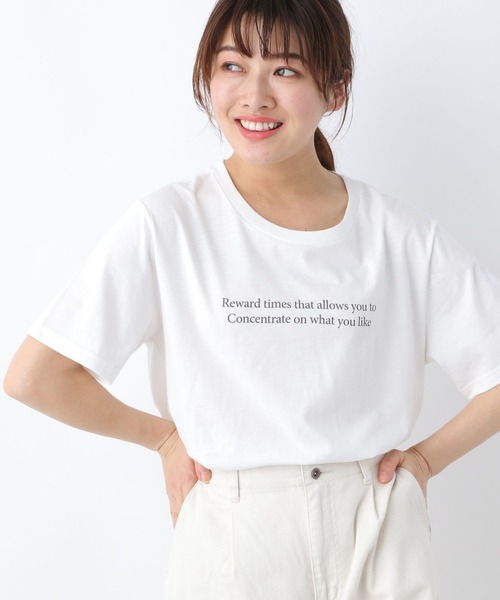 GLOBAL WORK(グローバルワーク)の「アソートプリントT半袖/266996(Tシャツ/カットソー・レディース・チャコールグレー/オフホワイト/ホワイト系その他/ベージュ/ホワイト系その他3/ホワイト/ホワイト系その他2/ダークグレー/ライトイエロー/その他3/オレンジ/ブルー/オレンジ系その他6/その他2・MEDIUM/LARGE)」の2枚目の写真