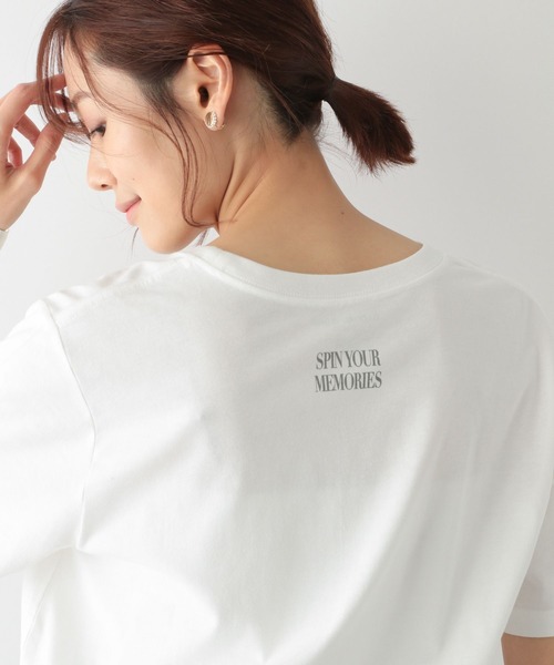 GLOBAL WORK(グローバルワーク)の「アソートプリントT半袖/266996(Tシャツ/カットソー・レディース・チャコールグレー/オフホワイト/ホワイト系その他/ベージュ/ホワイト系その他3/ホワイト/ホワイト系その他2/ダークグレー/ライトイエロー/その他3/オレンジ/ブルー/オレンジ系その他6/その他2・MEDIUM/LARGE)」の18枚目の写真