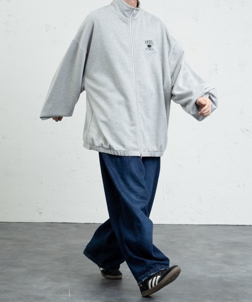 kutir（クティール）の「ラグビー刺繍ジップスウェット（セットアップ