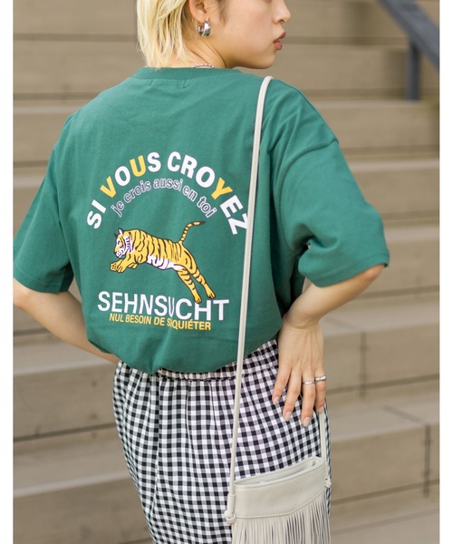 SpRay(スプレイ)の「TIGER Tシャツ(Tシャツ/カットソー・レディース・ブラック/オフホワイト/イエロー/グリーン/レッド系その他・FREE)」の4枚目の写真