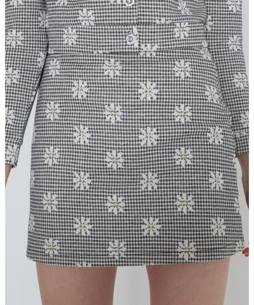 epine（エピヌ）の「gingham flower mini skirt（スカート・レディース・ブラック/レッド・S/M）」の10枚目の写真